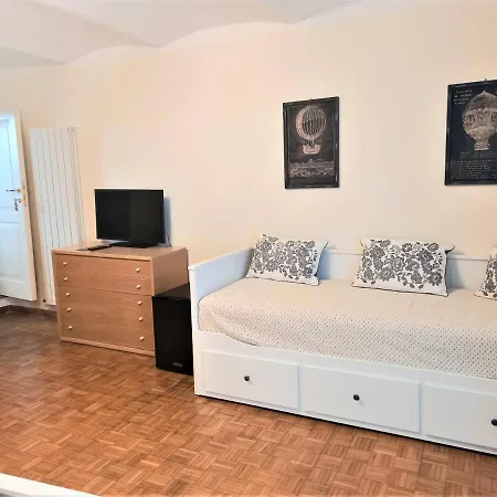 Konukevi Urbevetus 3*